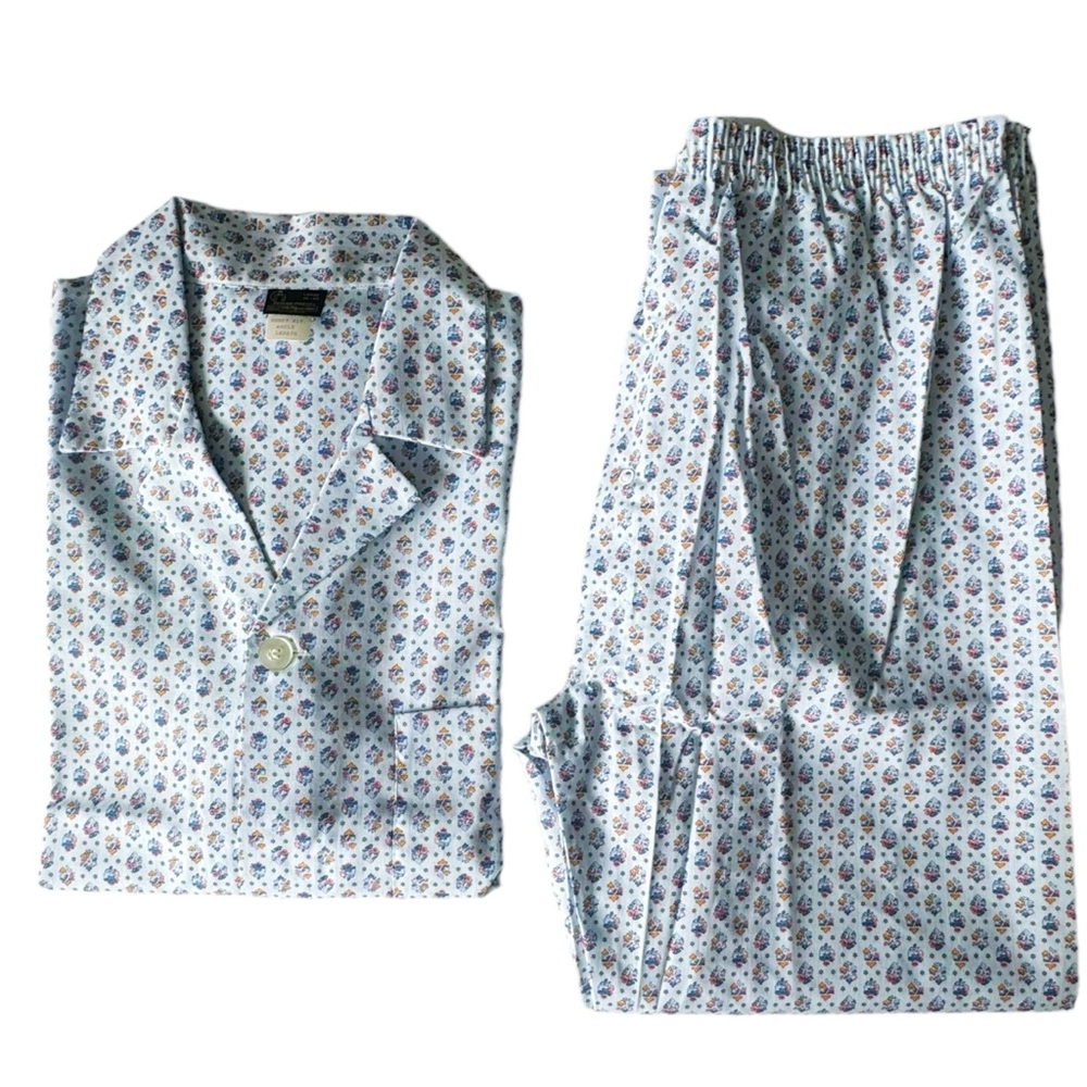 Sears Vintage Perma Prest Print Pajama Set - NWOT |
LARGE